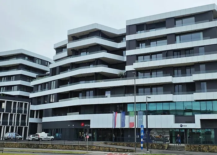 Studio Green 公寓 *